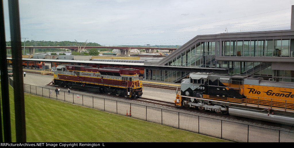 CP 7014 and UP 1989